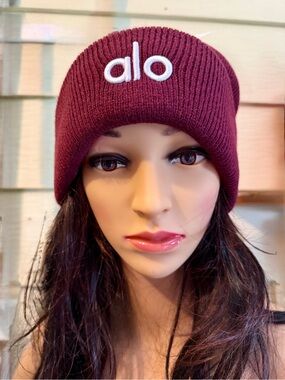 ALO Yoga Maroon Ribbed Beanie with White Logo